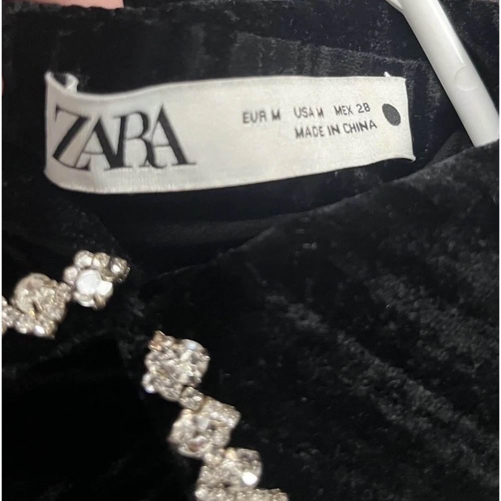 Zara Black Velvet Mini Dress with Pearl-Embellished Collar - Picture 3 of 7